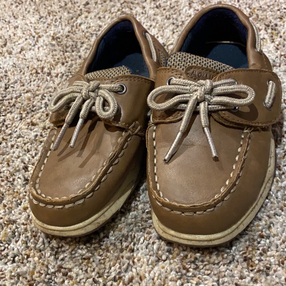 Boys shoes 11c